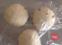 Illustration of how to make bacon toast 4