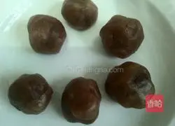 Illustration of how to make carrot snow-skin mooncakes 7