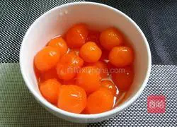 Illustration of how to make bean paste and double yolk mooncakes 2