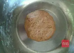 Illustration of how to make butter chocolate sauce cookies 6