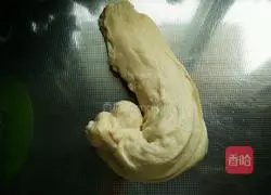 Illustration of how to make condensed milk toast 6