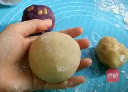 Purple Sweet Potato Peanut Mooncake Recipe Illustration 4