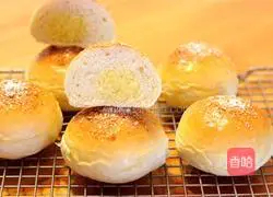 Illustration of how to make super soft coconut buns 14