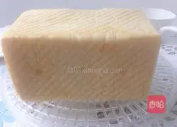 Illustration of hand-made milk square toast 5