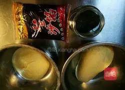 Illustration of how to make puff pastry mooncakes 1