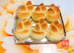 Illustration of how to make braided milk bread 9