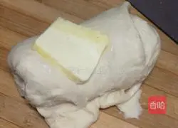 Illustration of how to make chocolate two-color toast 3