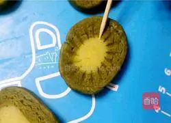 Illustration of how to make kiwi butter biscuits 20