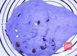 Starry Sky Bread Recipe Illustration 11