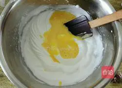 Illustration of how to make finger biscuits 7