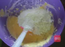 Illustration of how to make bear biscuits 5