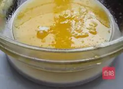 Illustration of how to make small square biscuits 3