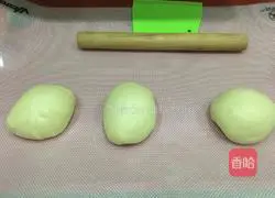 Illustration of how to make light butter toast 3