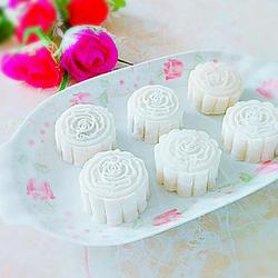 Snowskin mooncake