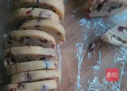 Illustration of how to make cranberry cookies 9
