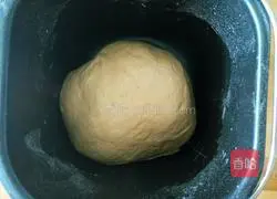 Illustration of how to make rye brown sugar soft European buns 1