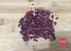 Man Illustration of how to make cranberry biscuits 2