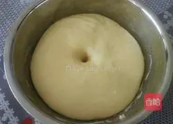 Illustration of how to make raisin toast 7