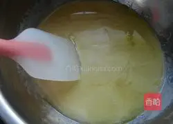 Cantonese five-nut mooncake recipe 2