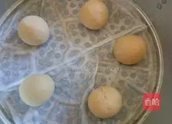 Illustration of how to make chocolate steamed buns 9