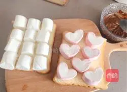 Internet celebrity Illustration of how to make marshmallow toast 4
