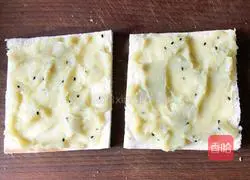 Illustration of how to make potato mashed toast rolls 5