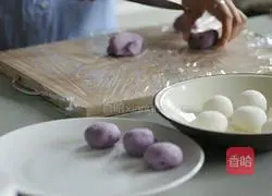 Fancy Snow Skin Mooncake Recipe Illustration 4