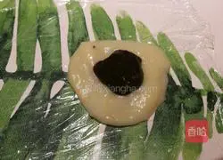 Illustration of how to make bean paste mochi and dragon fruit bread 9