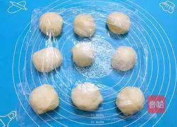 Illustration of making bean paste fancy bread 9