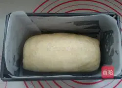 Illustration of how to make two-color toast bread 13