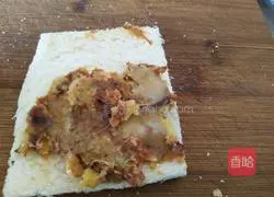 Illustration of how to make pan-fried toast rolls 9