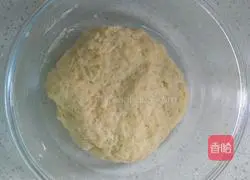 Illustration of how to make sausage bread 3