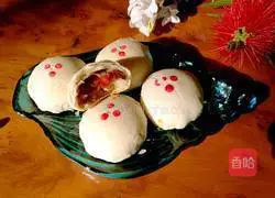 Illustration of how to make rose mooncakes 12