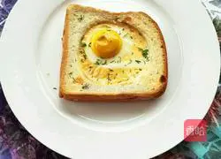 Cheese Sun Illustration of how to make egg toast 9