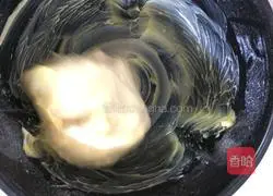 Illustration of how to make light butter toast 2