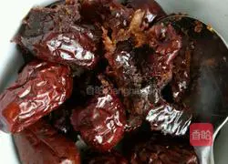 Jujube paste mooncake filling Illustration of how to do it 2