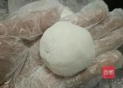 Illustration of how to make snow-skin mooncakes (custard filling) 11