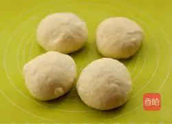 Illustration of how to make Hong Kong-style toast 11