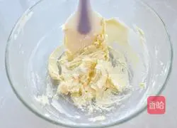 Illustration of how to make pineapple buns 8