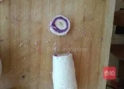Illustration of how to make banana and purple sweet potato toast rolls 12