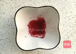 Illustration of how to make fresh meat mooncakes 15