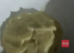 Illustration of how to make Su-style egg yolk lotus mooncakes 2