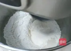 Illustration of how to make hot dogs 1