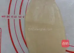 Illustration of how to make fresh meat mooncakes 6