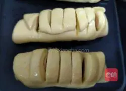 Caterpillar ham bun recipe 8