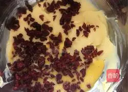 Crander Illustration of how to make raspberry cookies 6