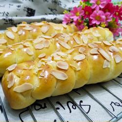 Braided bread (Polish variety)