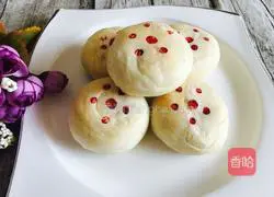 Illustration of how to make crispy five-nut mooncakes 17