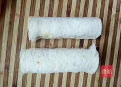 Illustration of how to make toasted meat floss and ham rolls 5