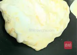 Illustration of how to make matcha beef biscuits 4